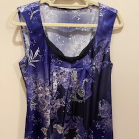 Elie Tahari Sleeveless Top - Size Medium - Picture 1 of 8